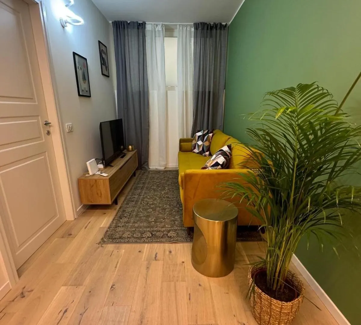 Urban Green Suite Milan Apartment